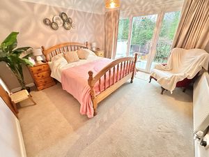 Links Avenue Little Sutton